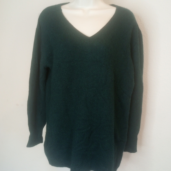 fine colection Sweaters - Fine Colection Designe In Paris 100%CashmereWomen's V-Neck Sweater - Dark Green